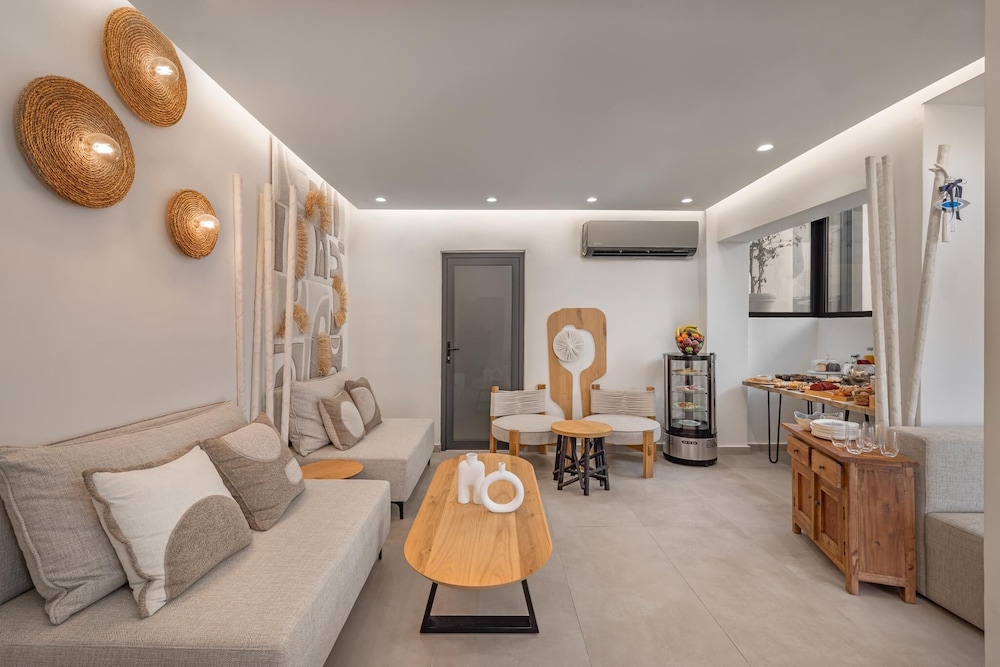 Cabana White Boutique Hotel & Suites 50/80