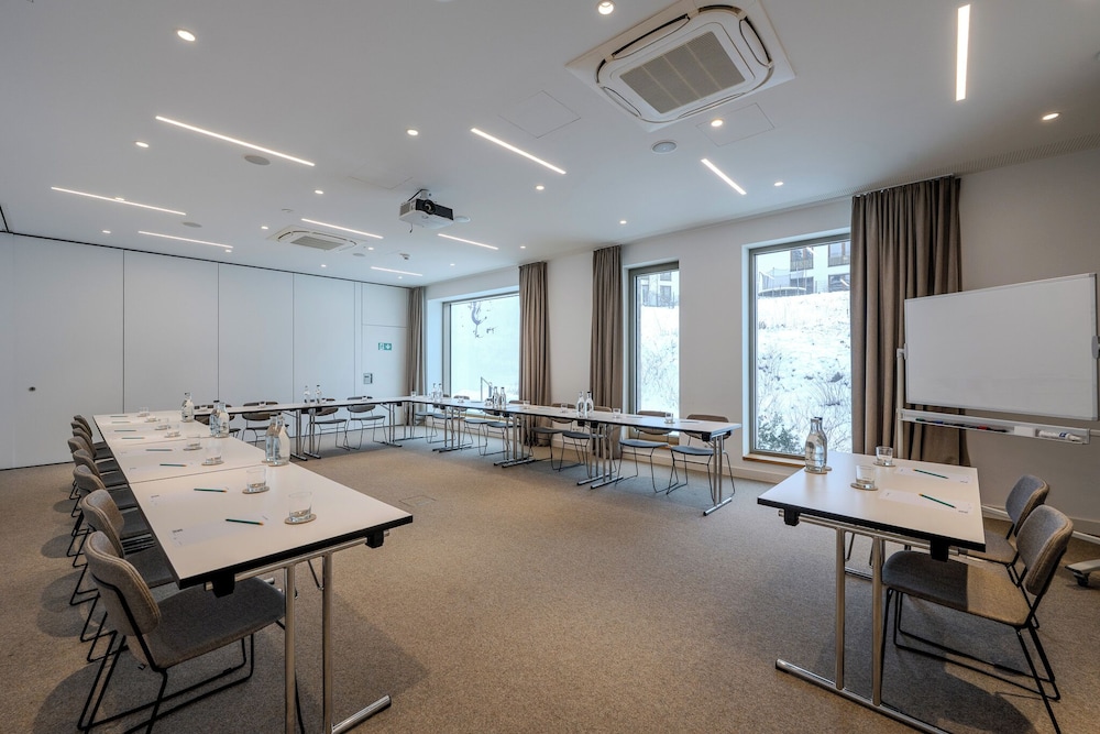 Vienna House MQ Kronberg 37/43