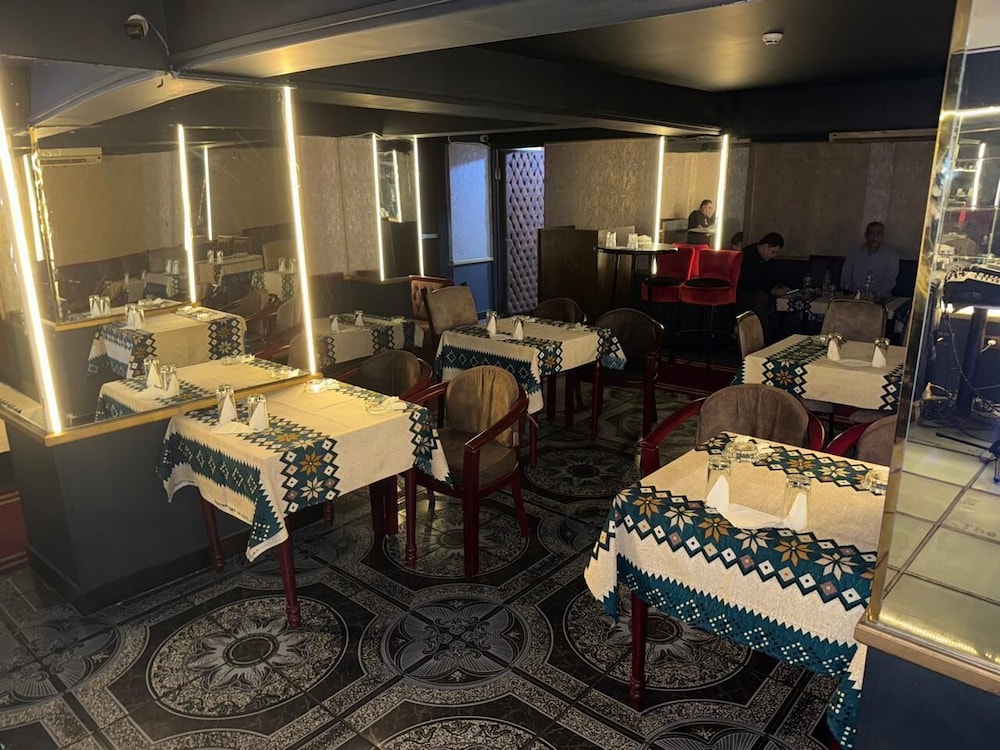 Oasis Hotel Heliopolis 34/48