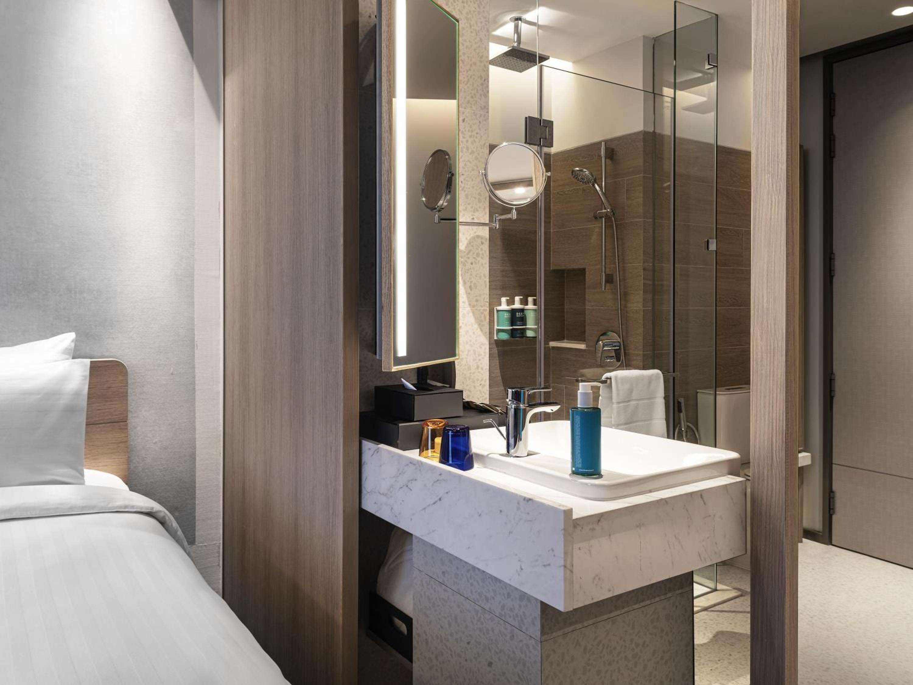 غرفة تنفيذية بسرير كينج مع أريكة، Novotel Future Park Rangsit 9/10