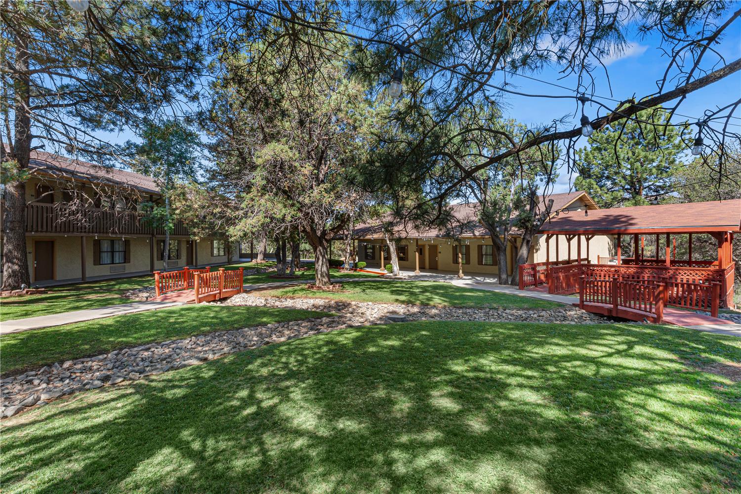 Best Western Pine Springs Inn 12/13