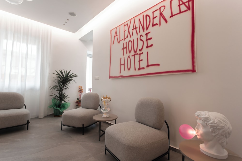 Alexander House Hotel 9/23