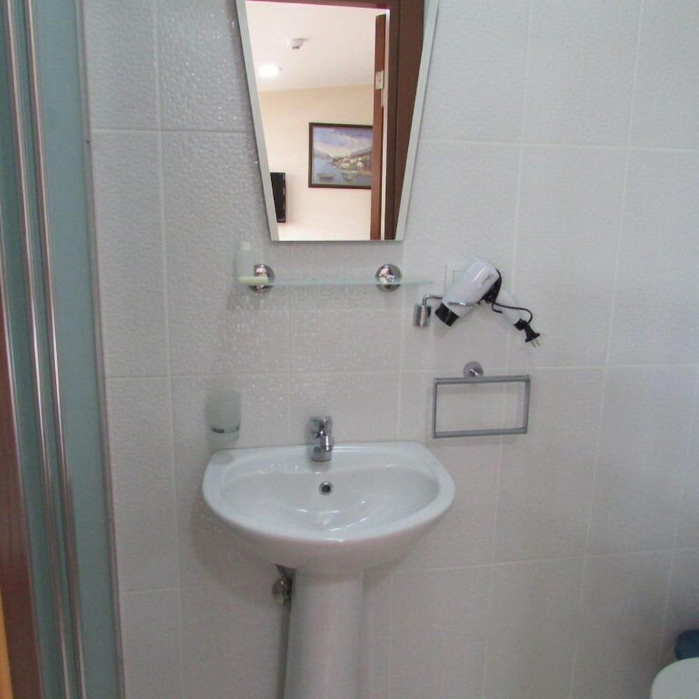 Kadikoy Otel 47/48