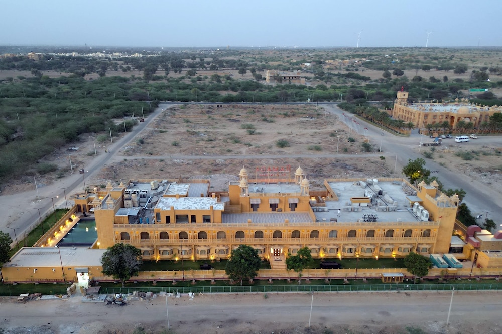Ramada by Wyndham Jaisalmer Barmer Road 6/70
