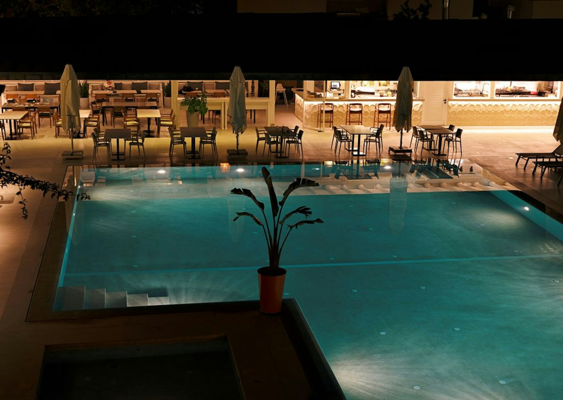 Dorman Suites Hotel 31/73