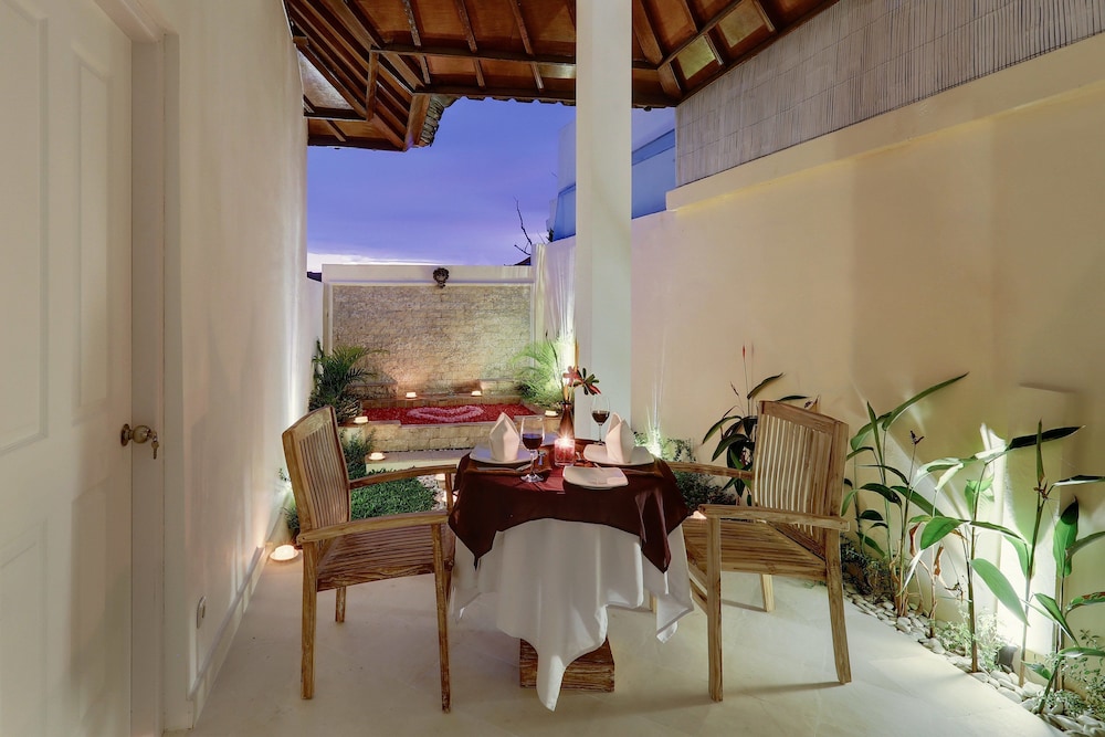 Nipuri Hotel 39/71