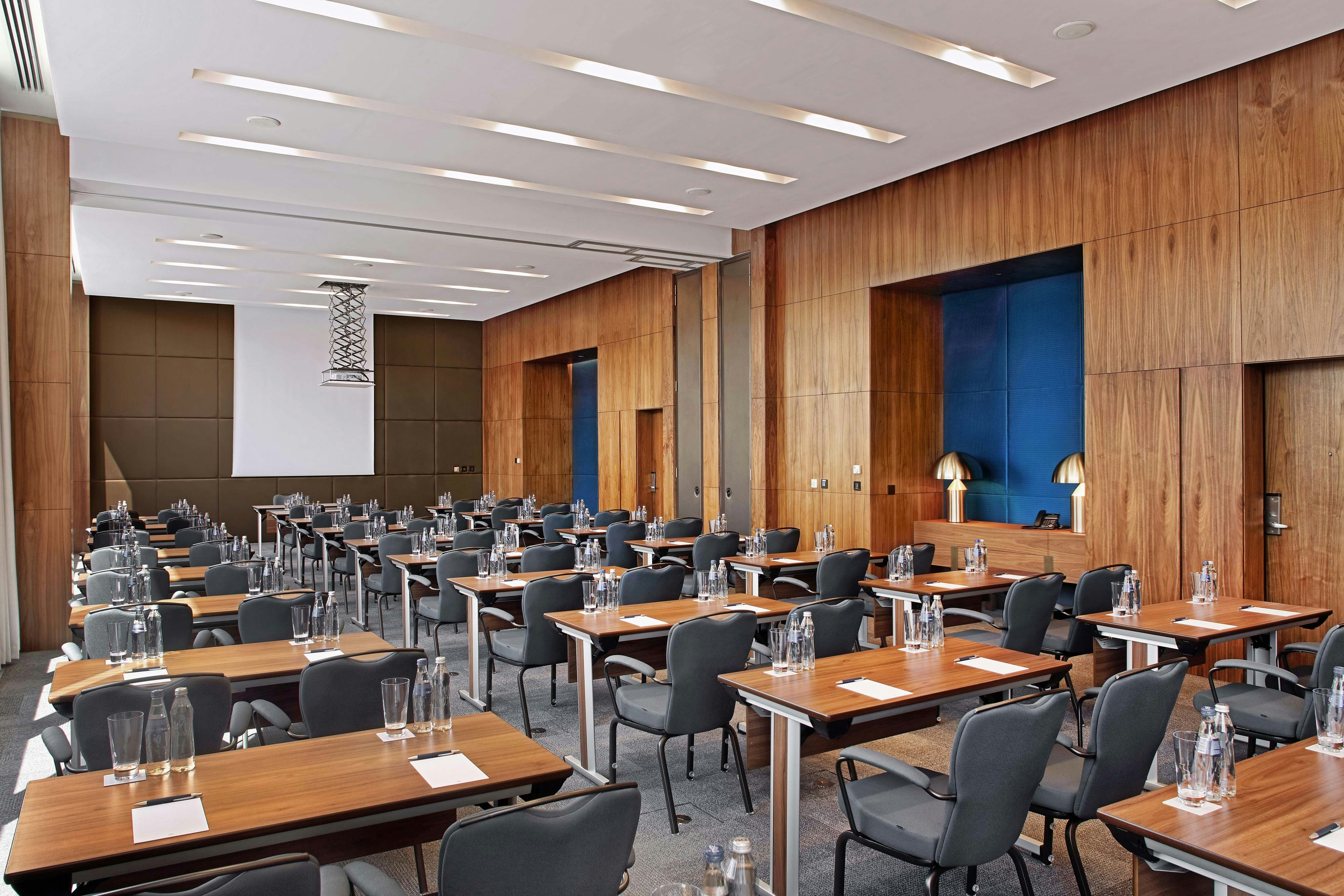 Sheraton Astana Hotel 36/39