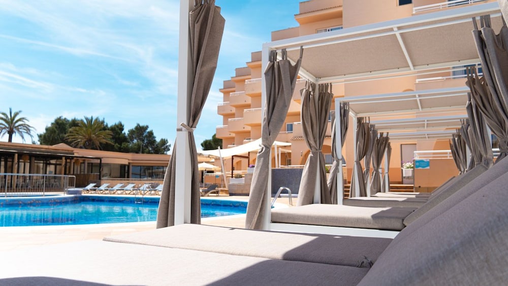 Rosamar Ibiza Hotel 34/42