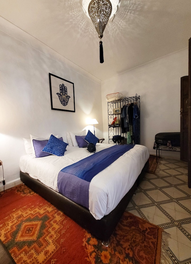 SUPERIOR, DOUBLE BED