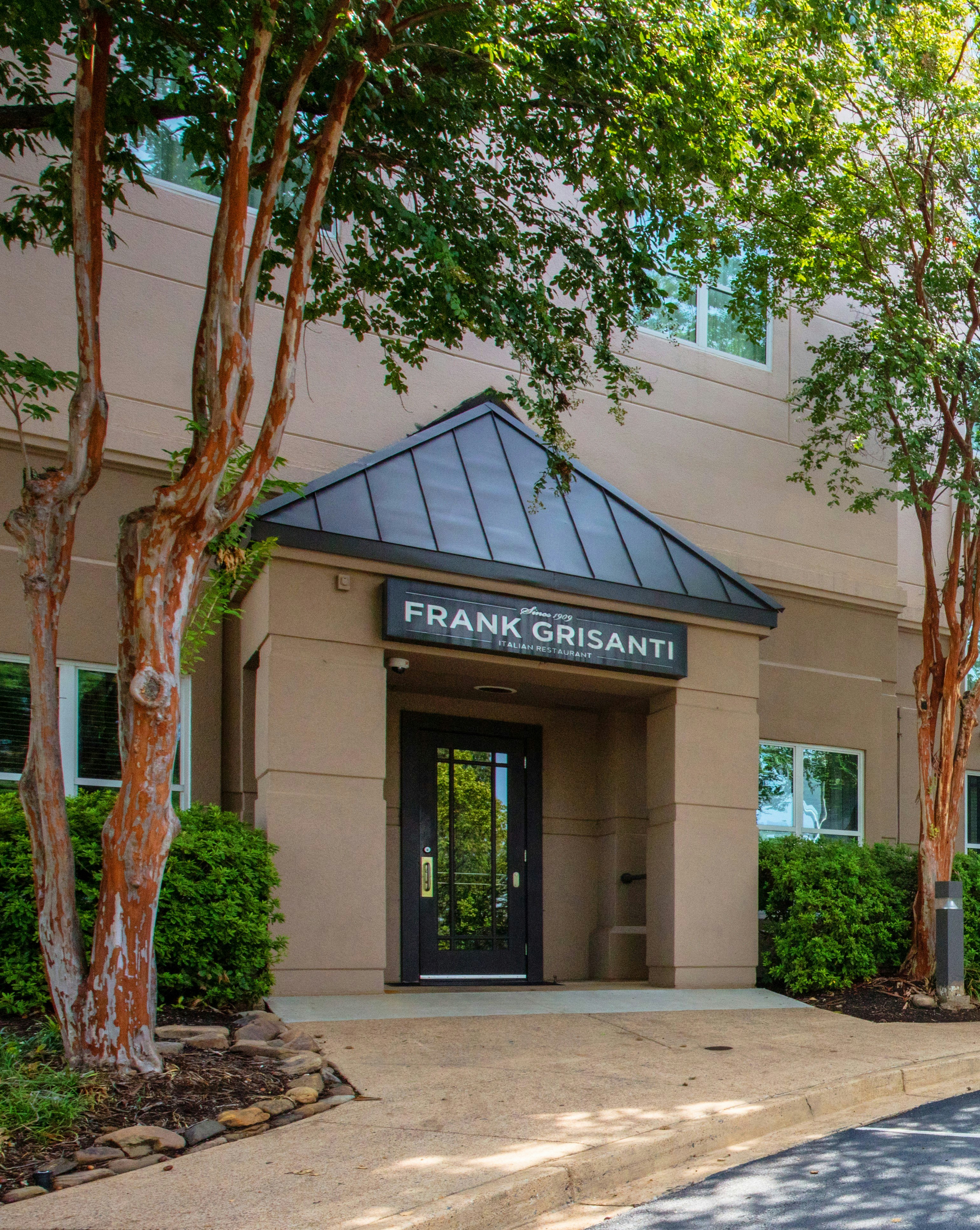 Embassy Suites by Hilton Memphis East Germantown Area 5/80