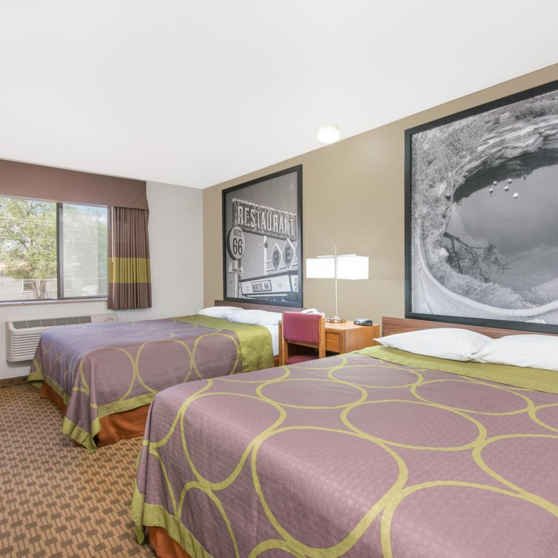 Studio, Suite, 3 Queen Beds, Queen Bed
