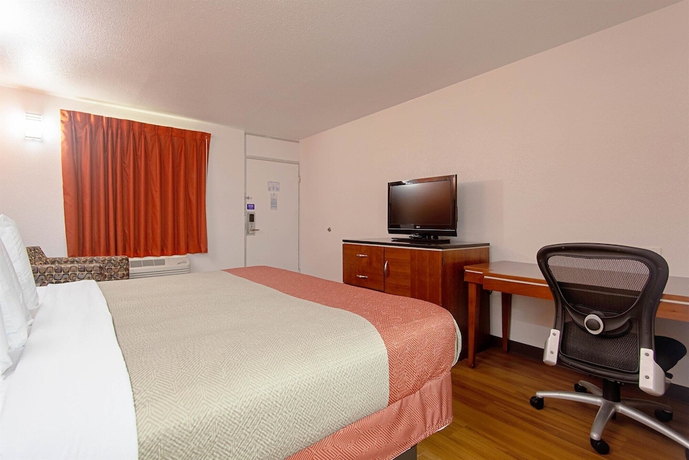 Motel6 Alma, AR 27/60