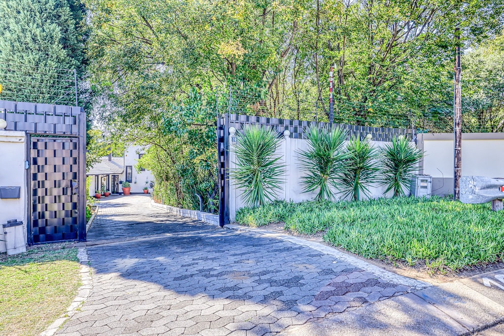 Bedford Manor 35/50
