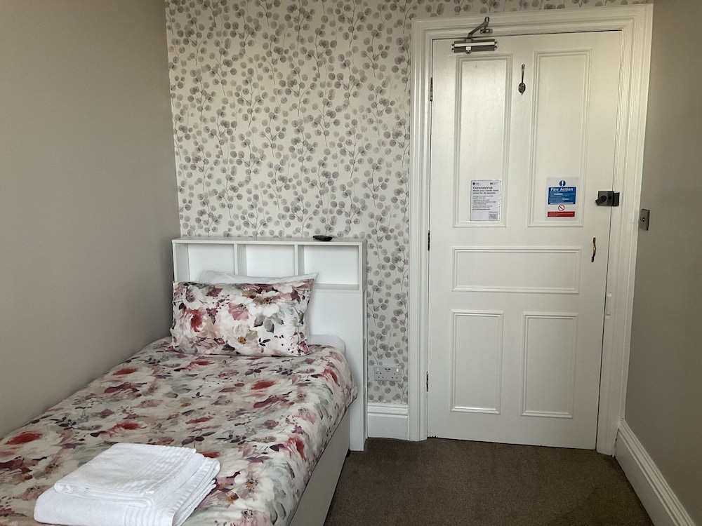 Glenora Guest House 29/57