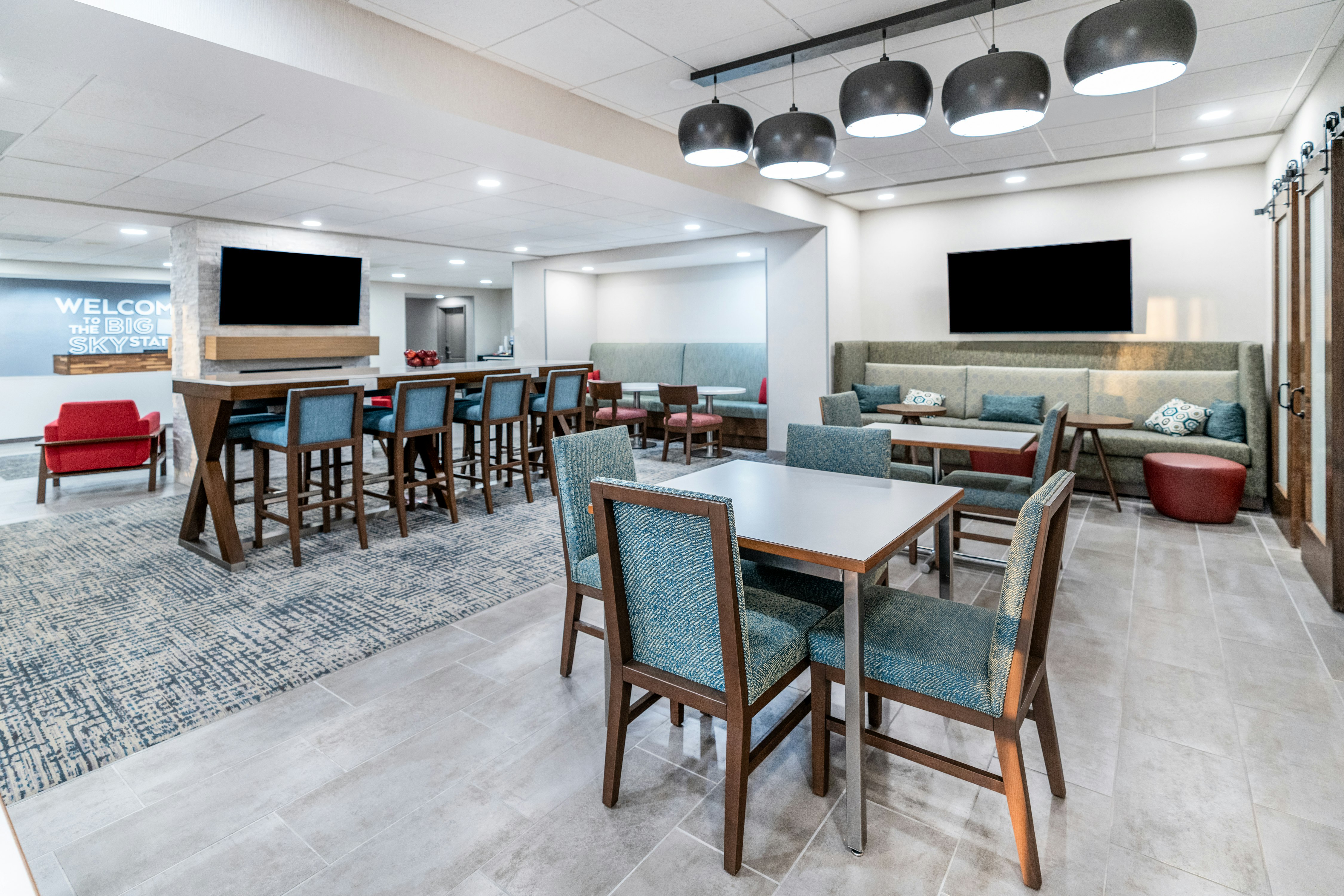 Hampton Inn Sheridan 33/34
