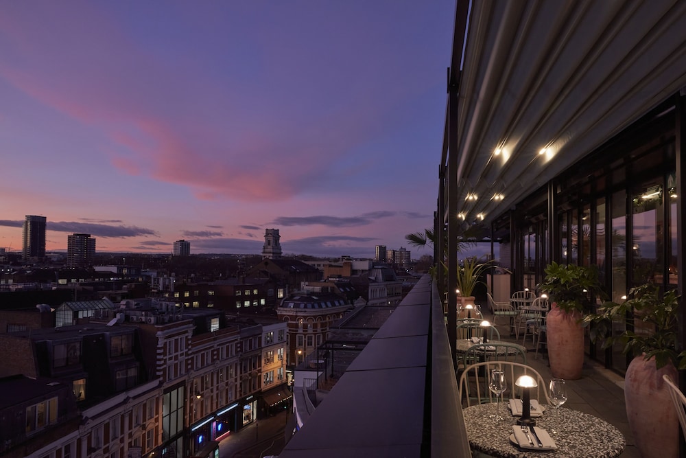 One Hundred Shoreditch 63/72