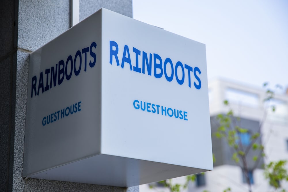 Rainbootsguesthouse 40/50