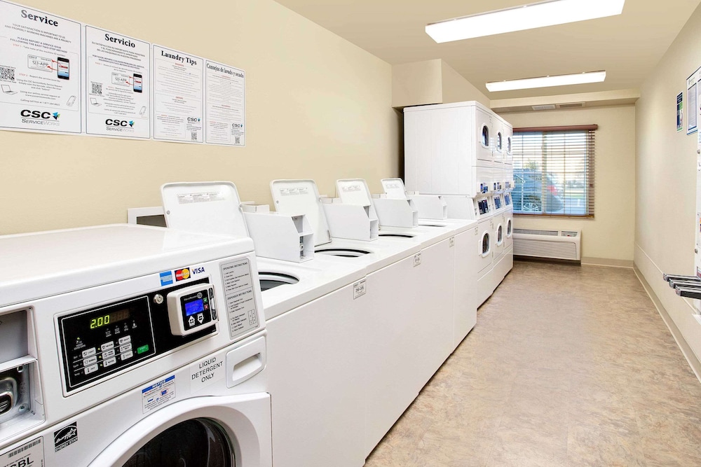 WoodSpring Suites Baton Rouge East I-12 18/24