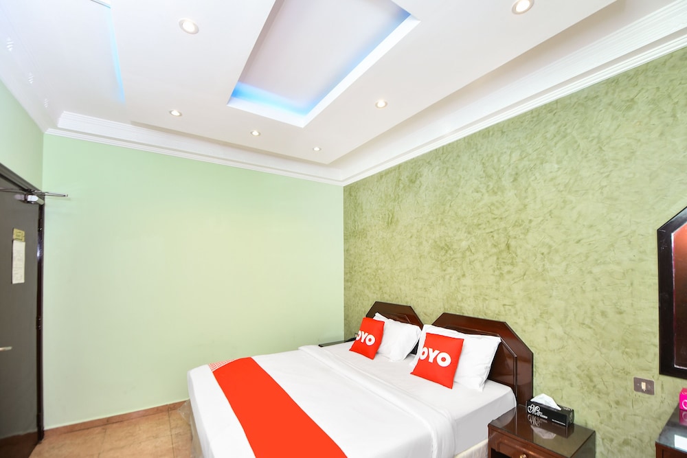 OYO 137 Marina Hotel 25/58