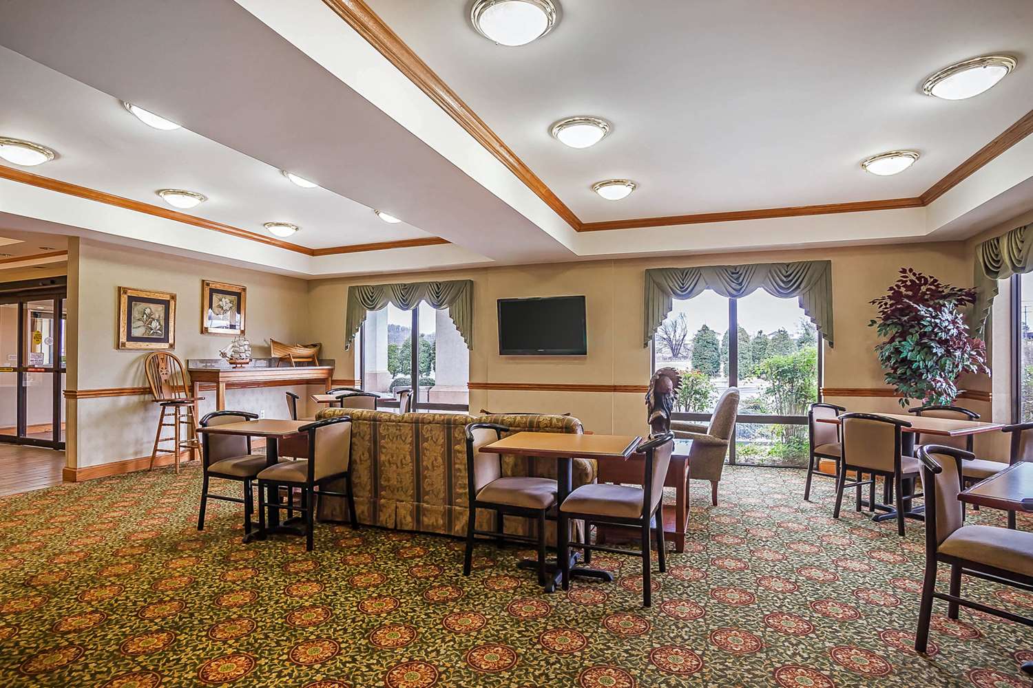 Quality Inn Tahlequah South 18/23