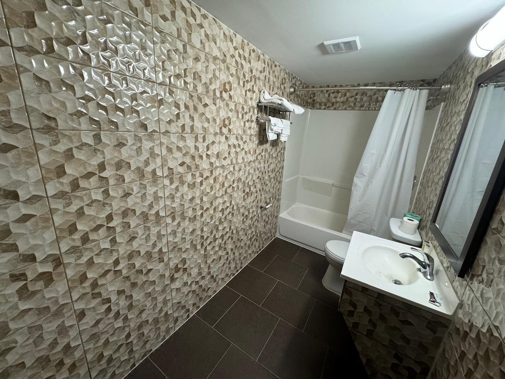 Knights Inn Newark Airport Elizabeth 20/20