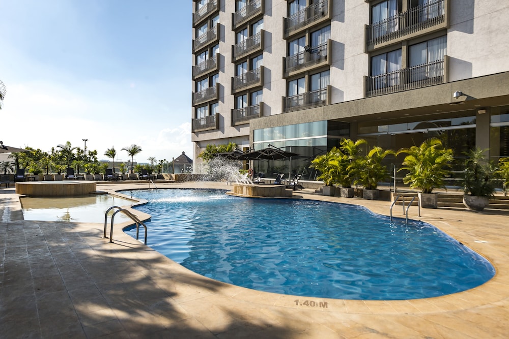 Movich Hotel de Pereira 4/34