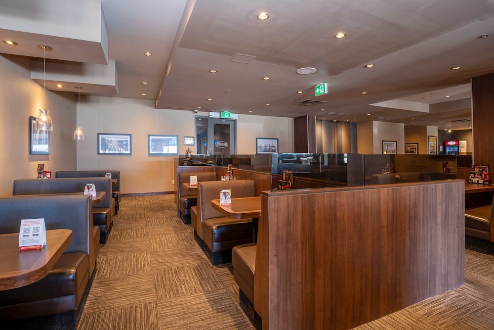 restaurant cafeteria