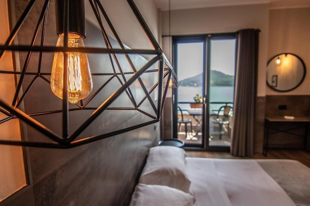 Hotel Concorde 25/48