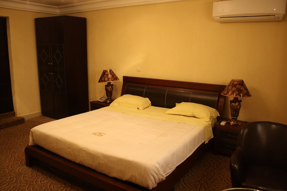 Tenere Hotel 35/57