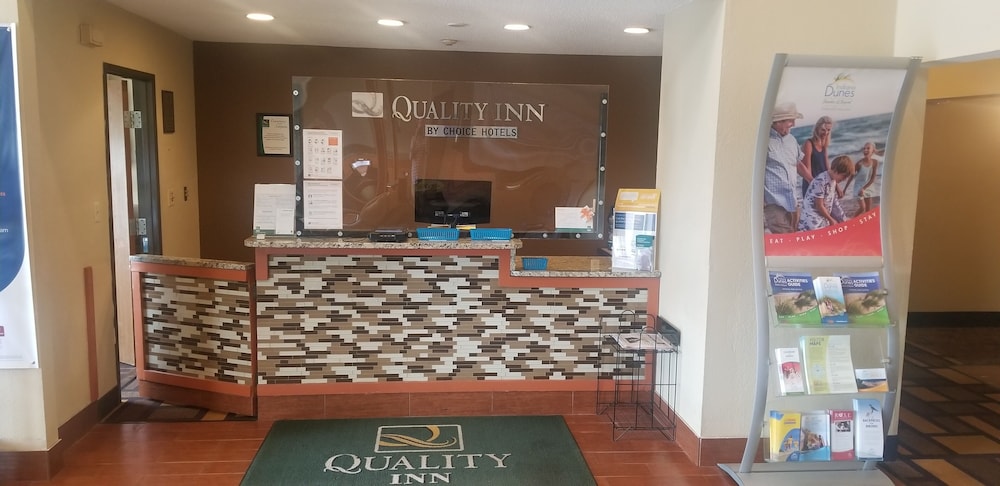 Quality Inn Chesterton near Indiana Dunes National Park I 94 5/41