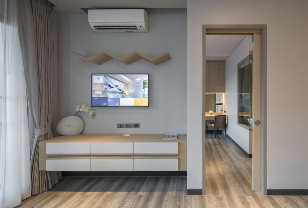 Aisana Hotel Korat 50/50