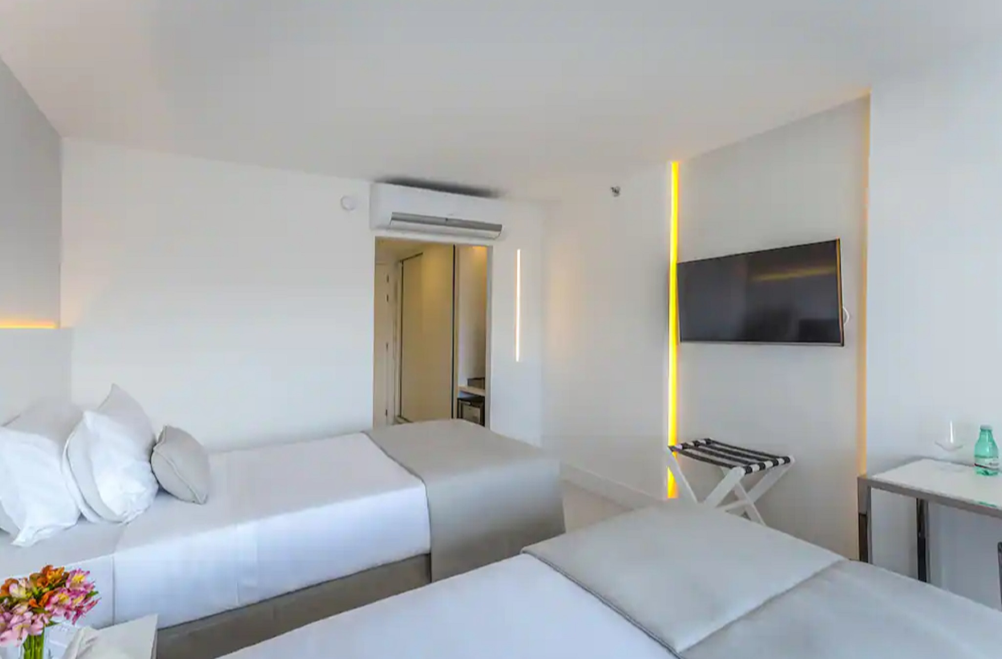 Premier, Superior, Twin Beds, City View, Balcony