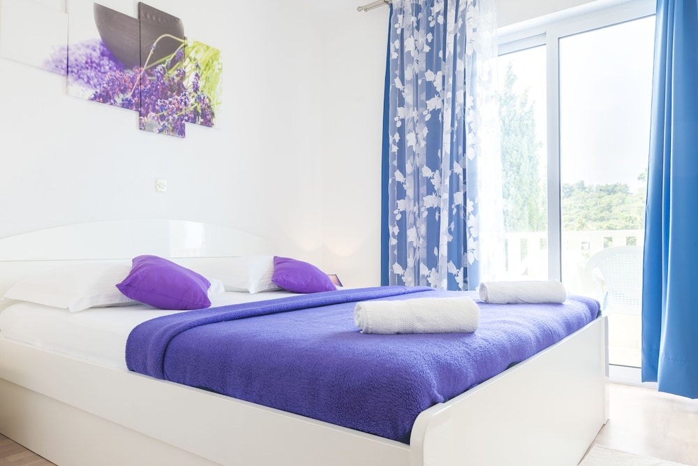 Apartmani Nikolina 15/50