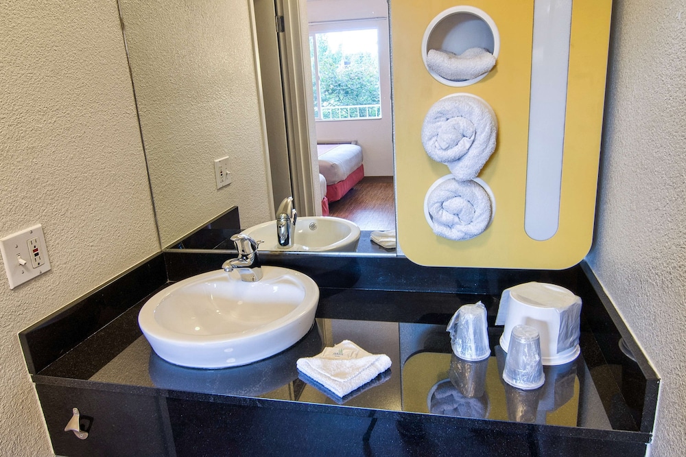 Motel6 Coeur D'Alene, ID 50/55