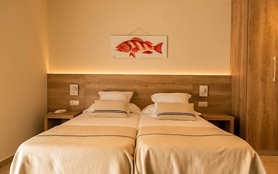 HOTEL TAMARIU 17/50