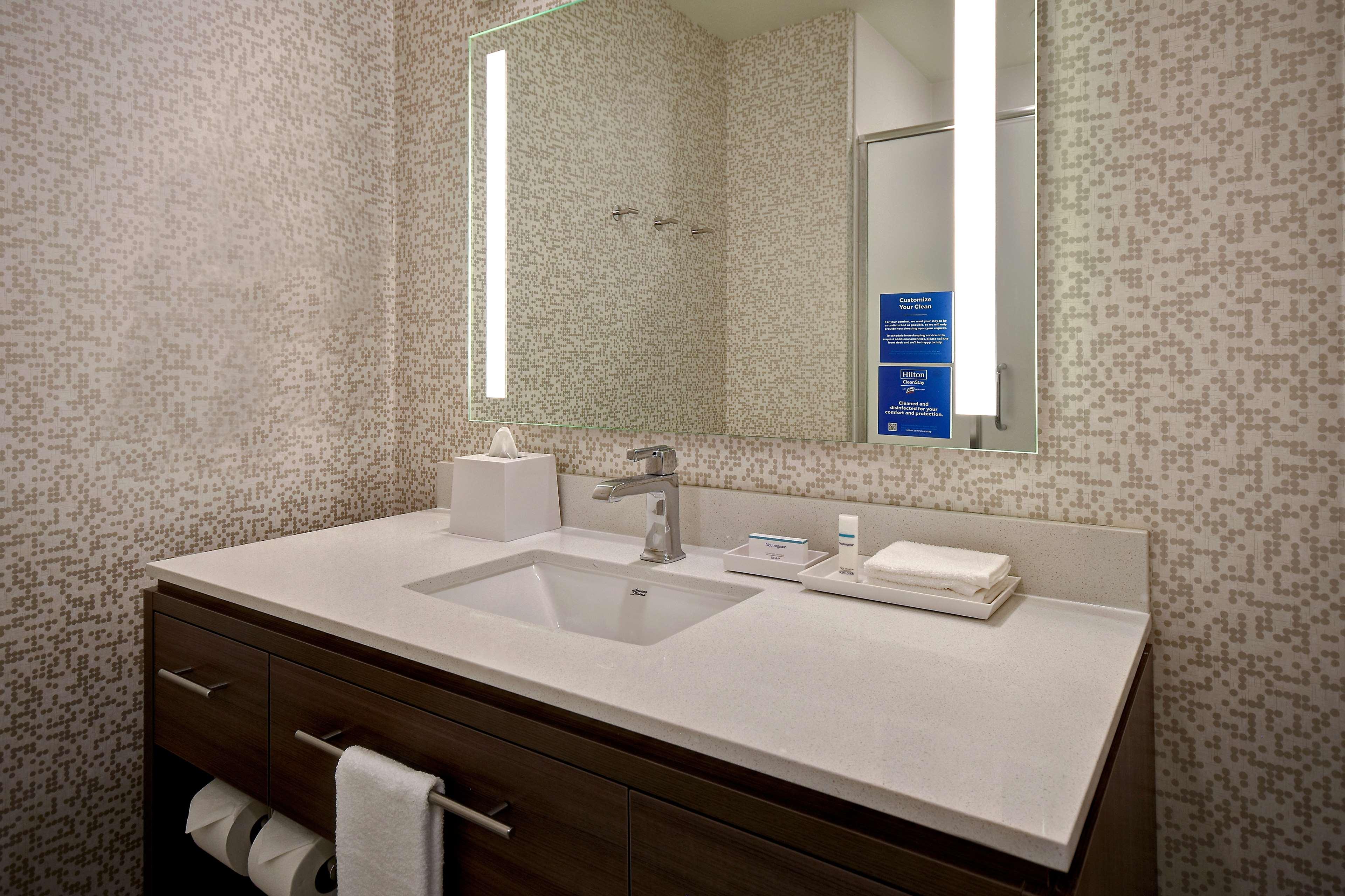 STUDIO, SUITE, 2 QUEEN BEDS, KITCHEN