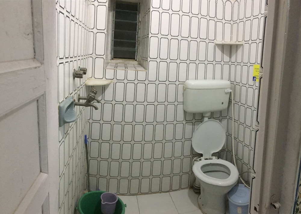 HOTEL PANORAMA GUESTHOUSE 28/30