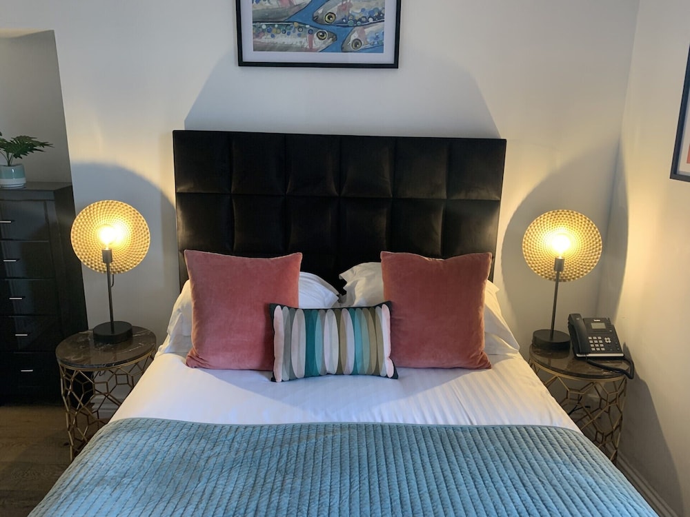 Bayswell Hotel And Restaurant 20/50