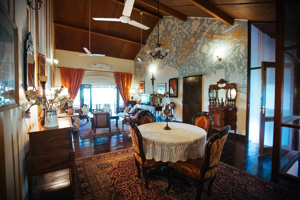 CASA BRITONA GOA 37/50