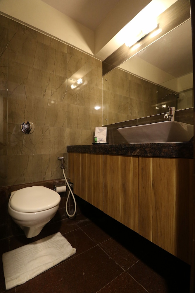 VITS Kamats Resort 50/50