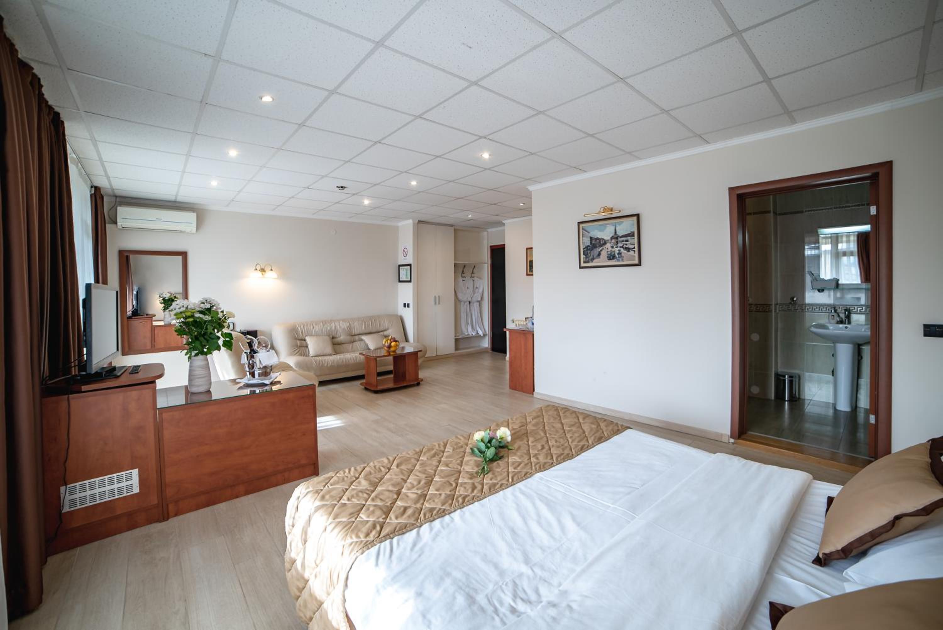 Novi Sad Hotel 14/54