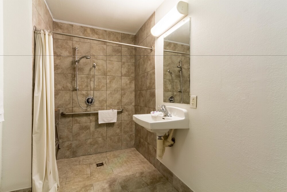 Motel6 Garland, TX - Dallas 39/44