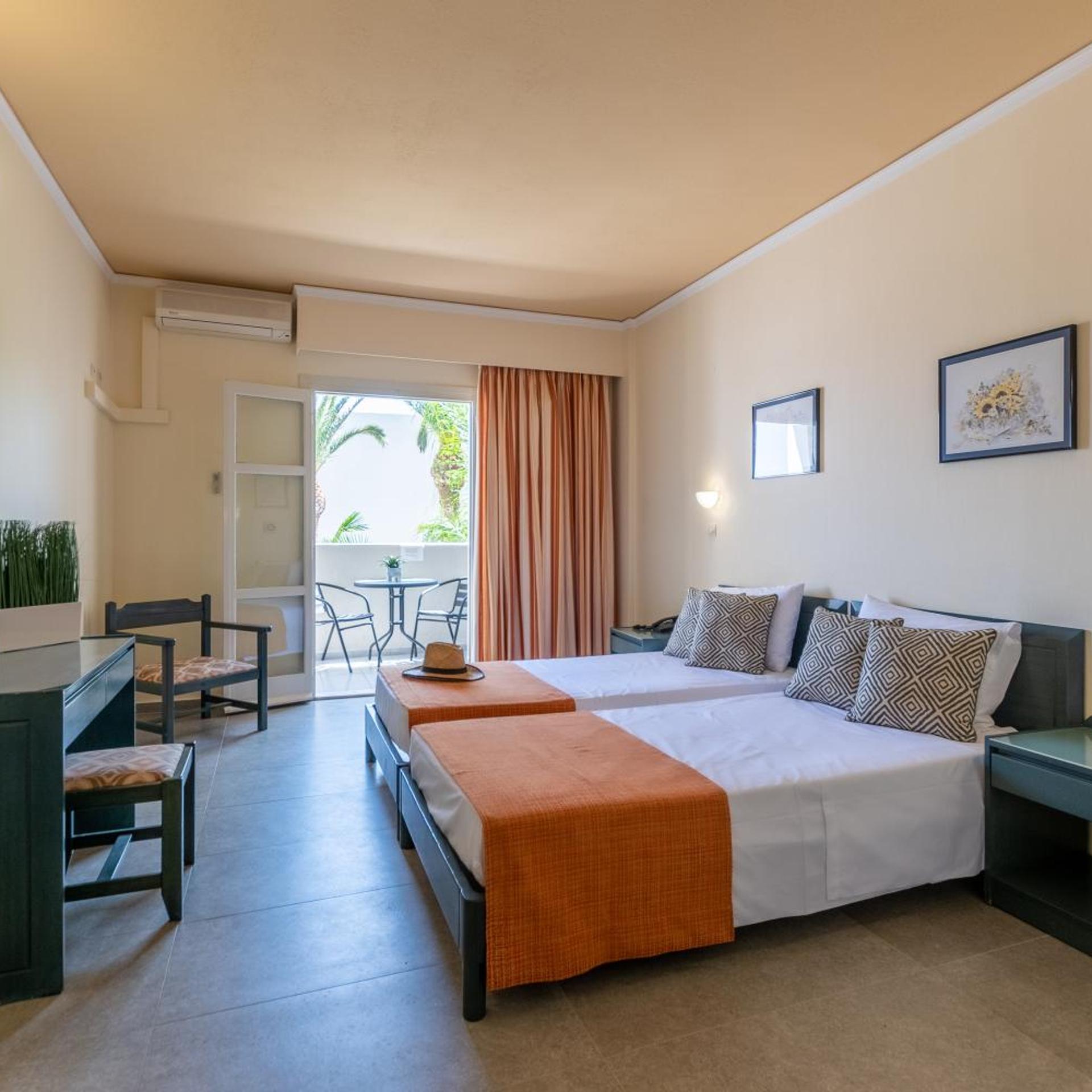 Triple room
