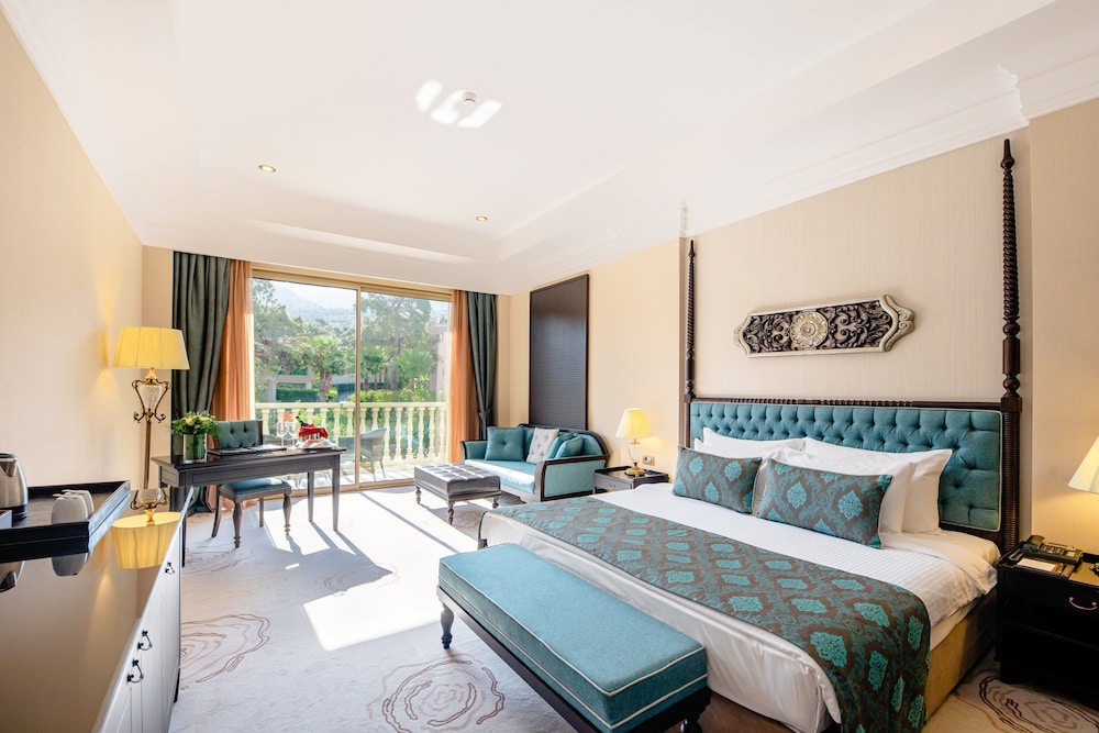 Vogue Hotel Supreme Bodrum 26/98