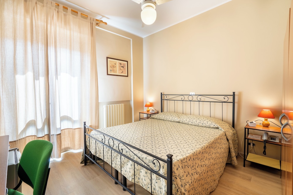 Trasimeno Hotel 7/28