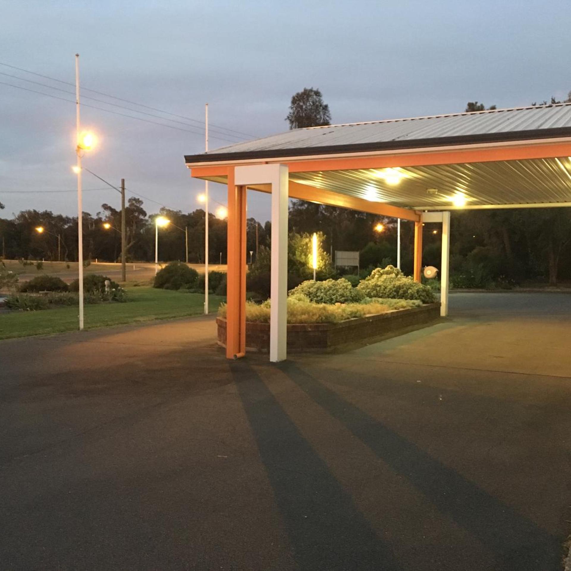 BYER FOUNTAIN MOTOR INN 7/50