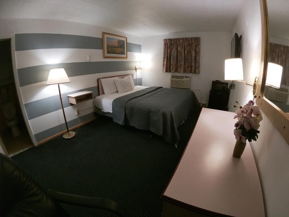 Budget Inn Clearfield 5/56