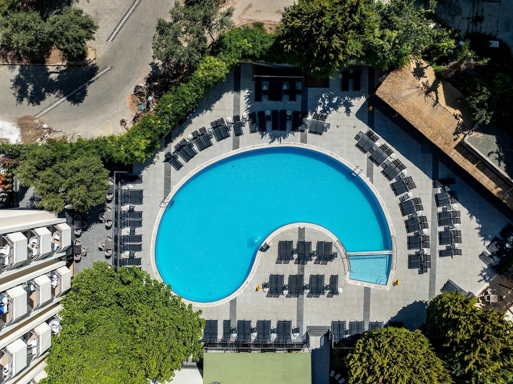 Marbel Hotel 55/60