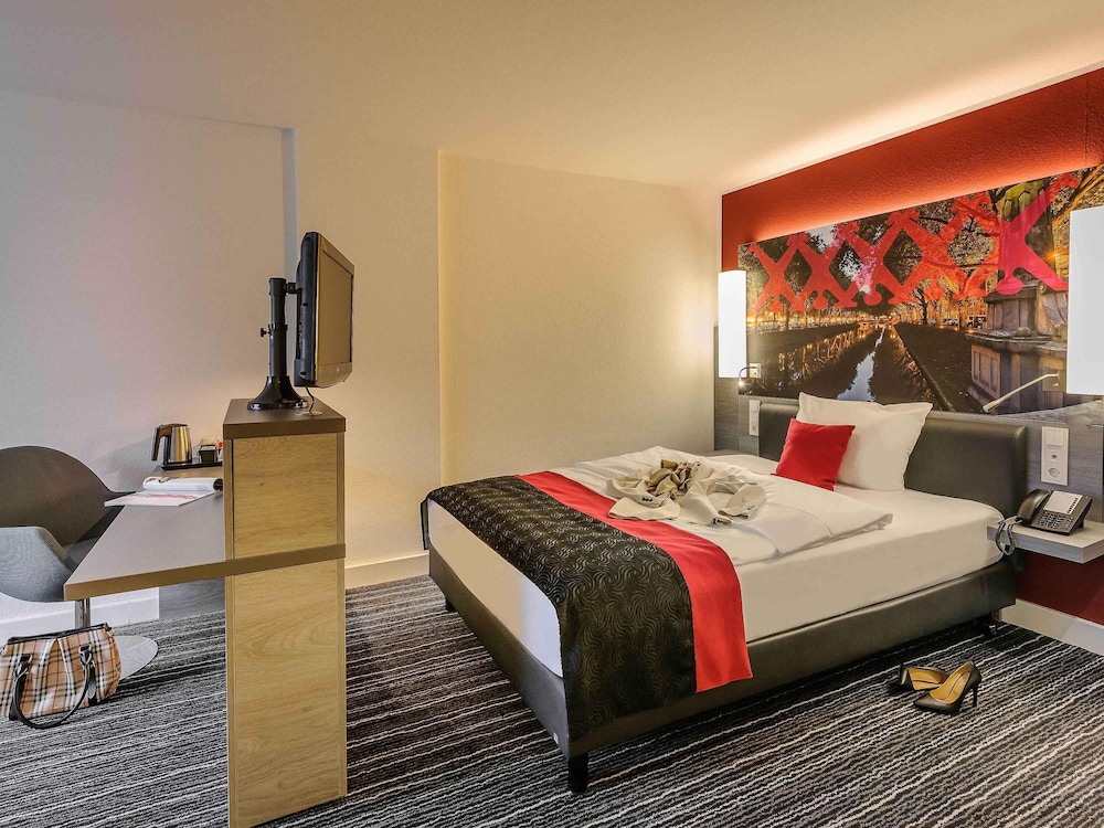 Mercure Hotel Duesseldorf Zentrum 24/63