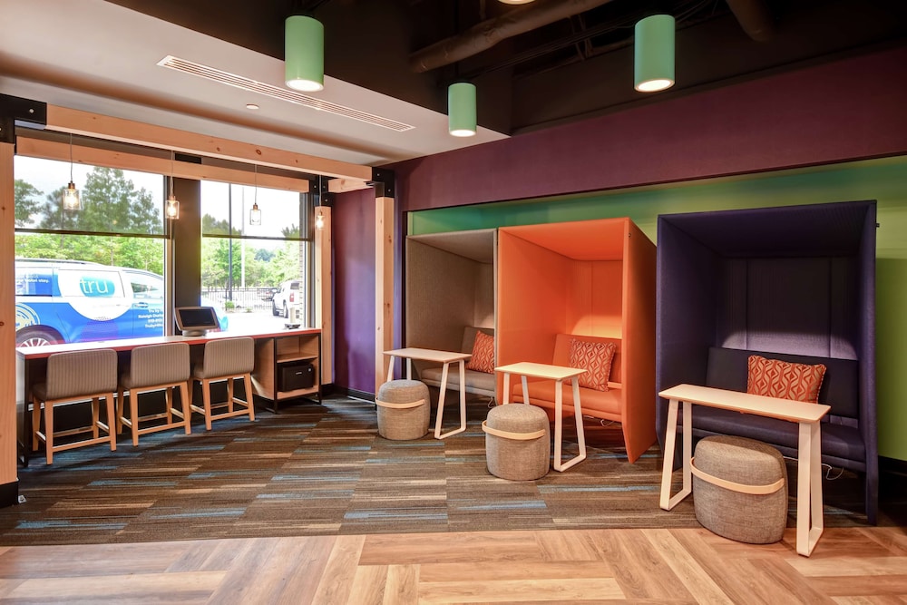 Tru By Hilton Raleigh Durham Airport 34/51